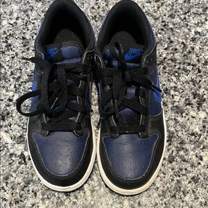Nike Kids Black and Blue Sneakers